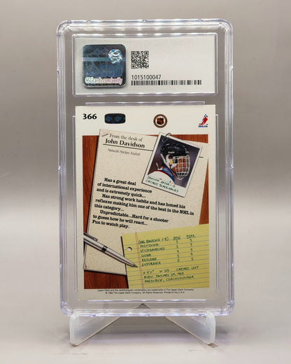 1992-93 Upper Deck #366b Dominik Hasek Upper Deck Text and Logo Hologram