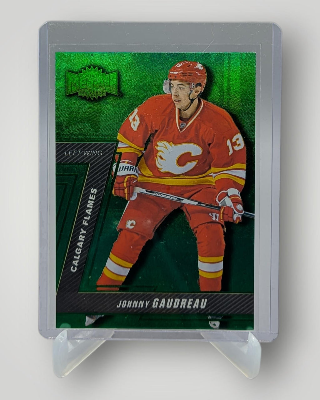 2016-17 Fleer Showcase #MU-17 Johnny Gaudreau Metal Universe PMG Green #/10