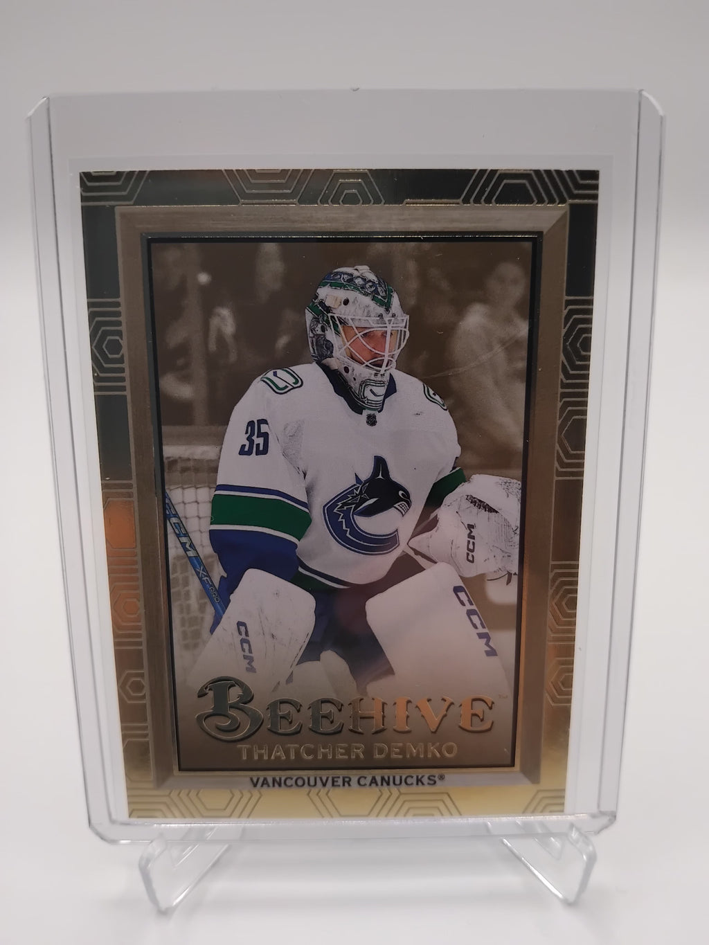 2024-25 Extended Thatcher Demko Beehive Gold