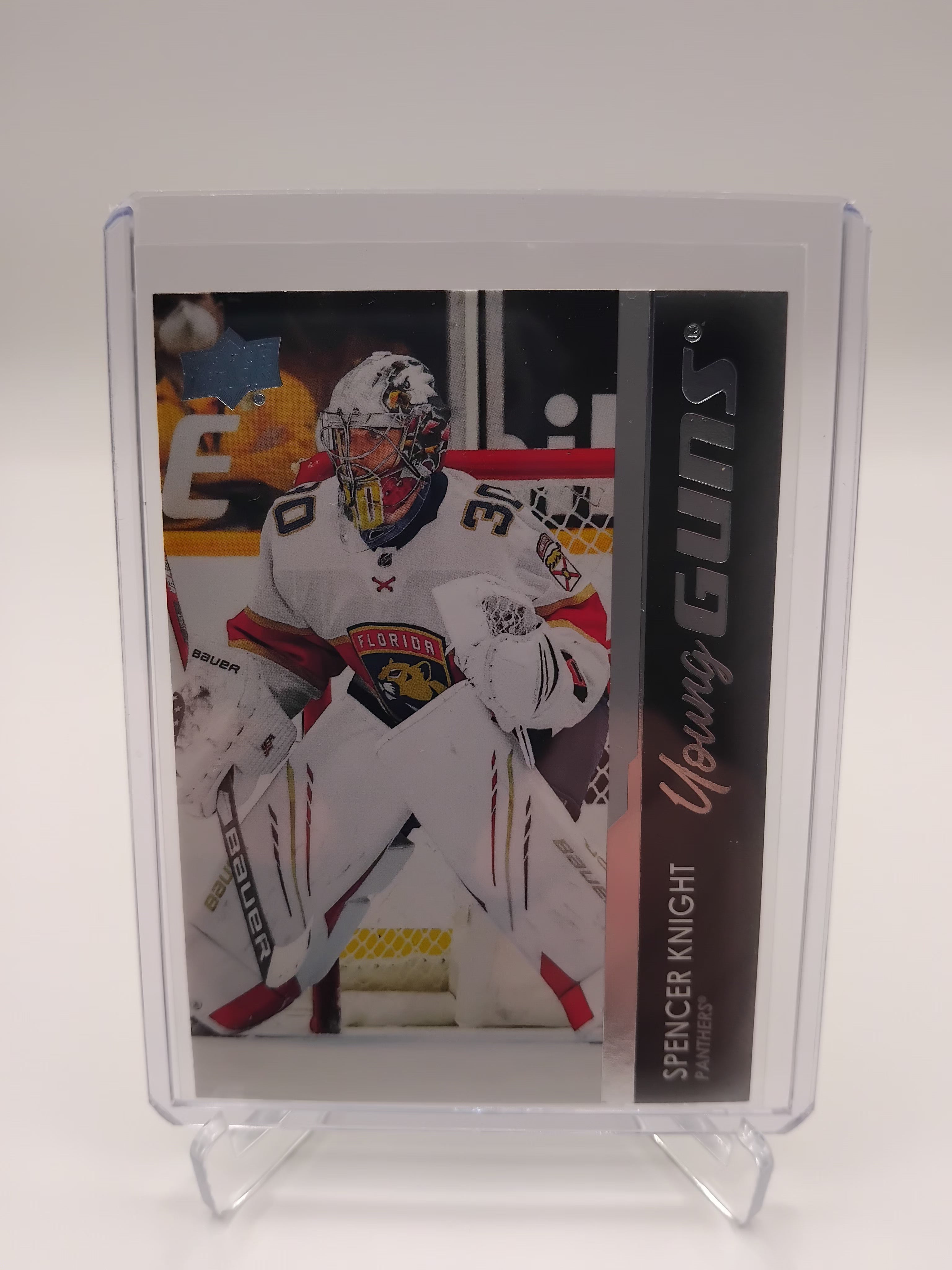 NHL 21-22 Series 1 Spencer Knight Young Guns