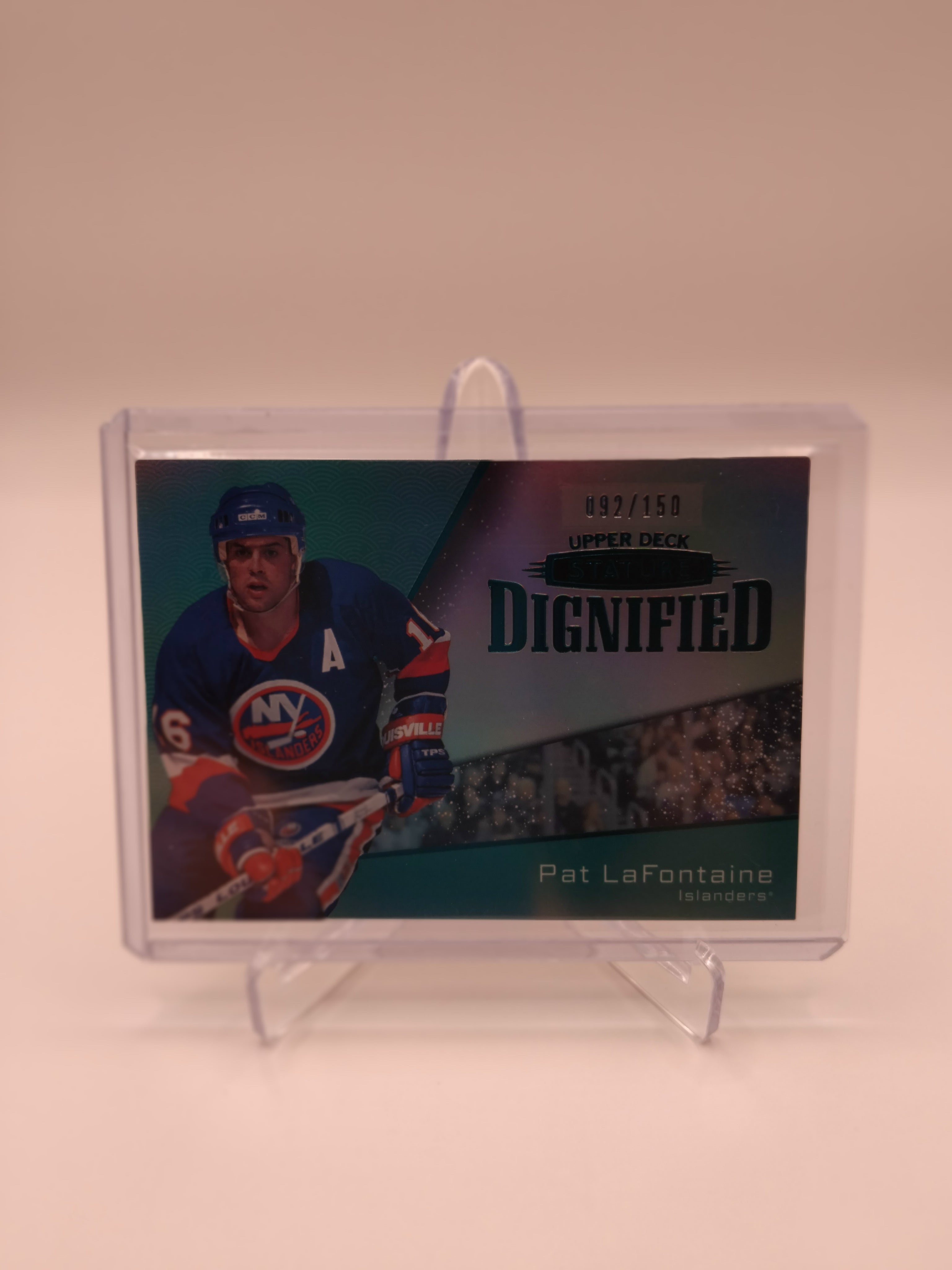 2022-23 Stature Pat LaFontaine Dignified 092/150