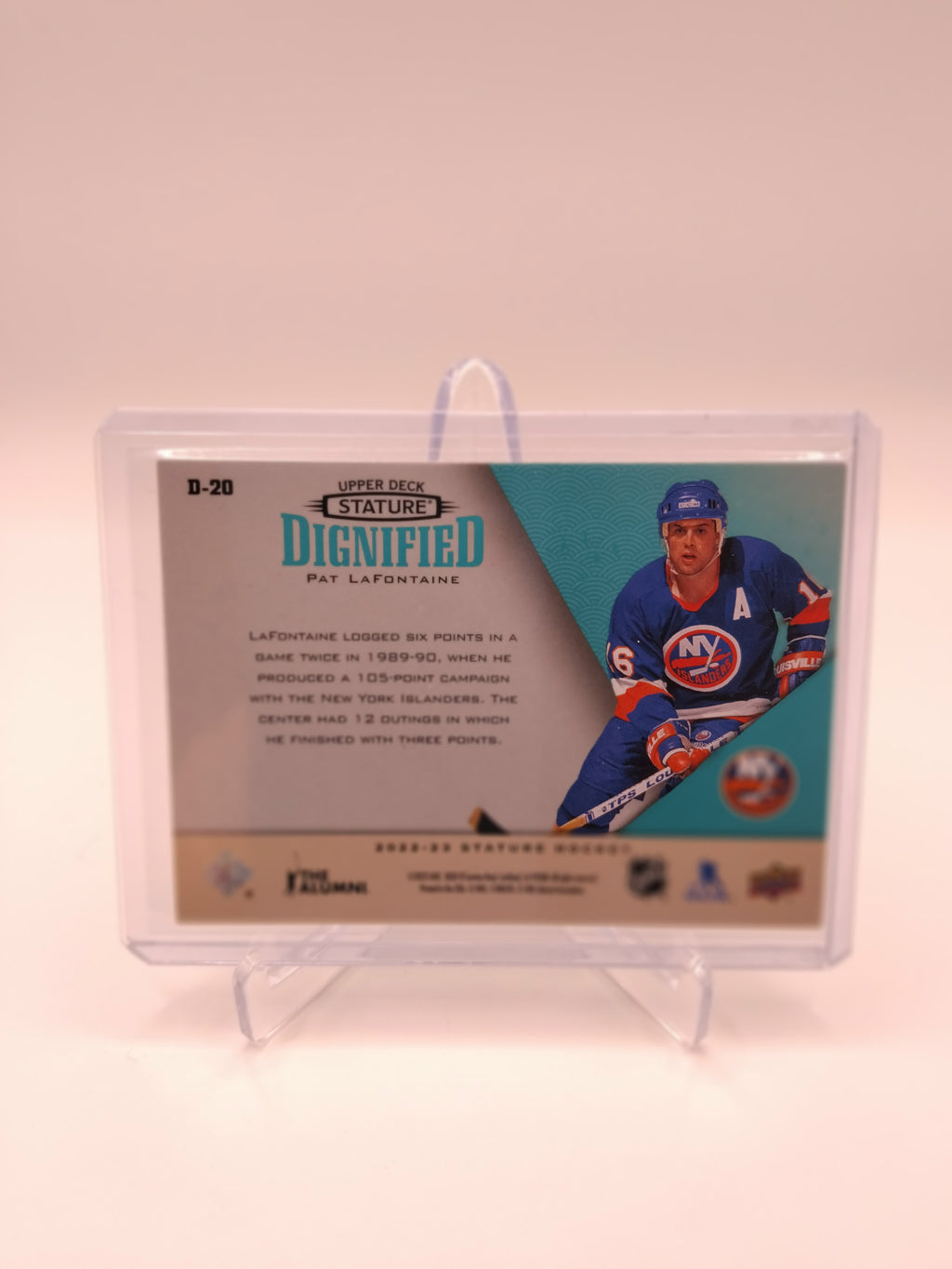 2022-23 Stature Pat LaFontaine Dignified 092/150