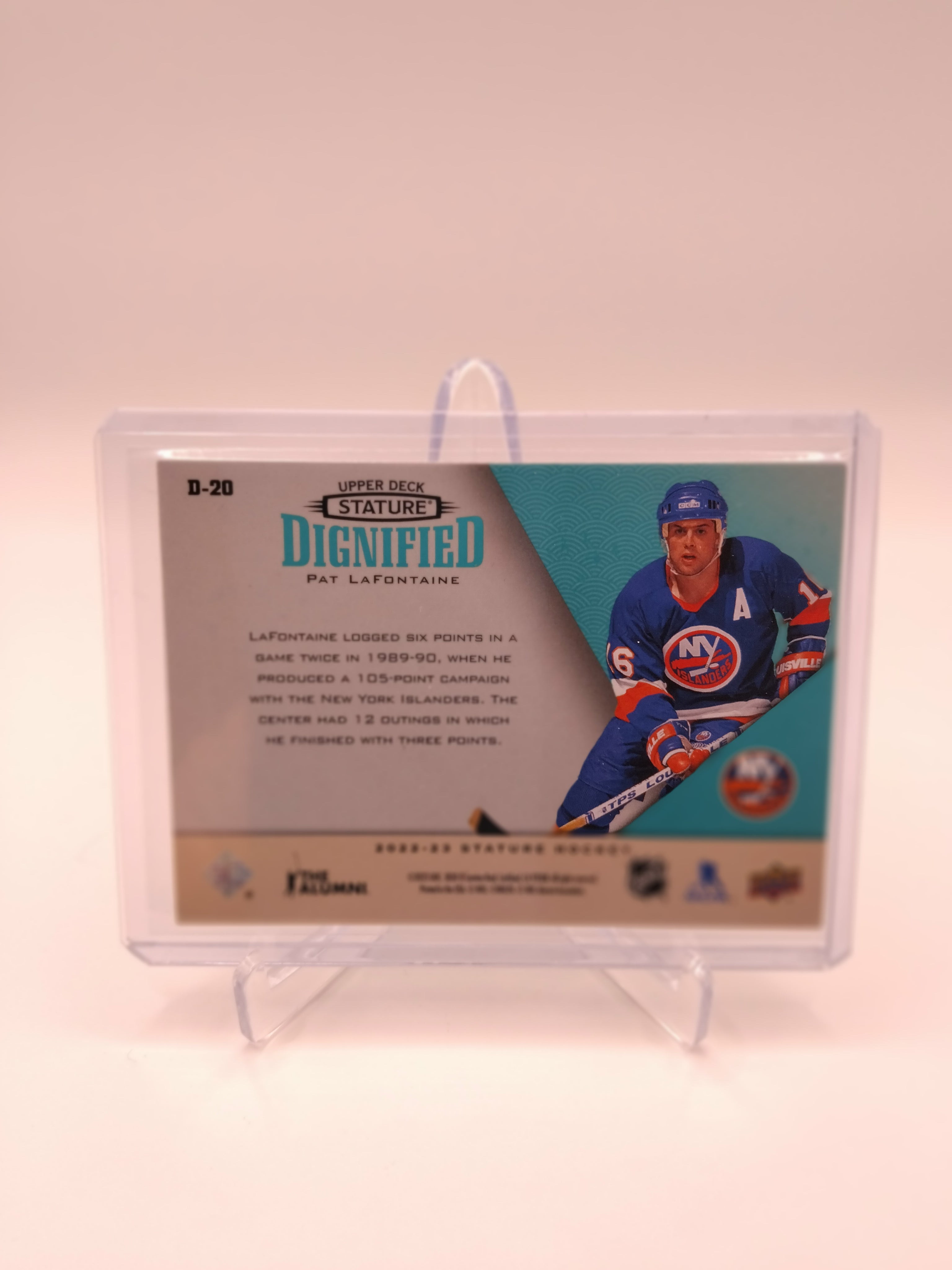 2022-23 Stature Pat LaFontaine Dignified 092/150