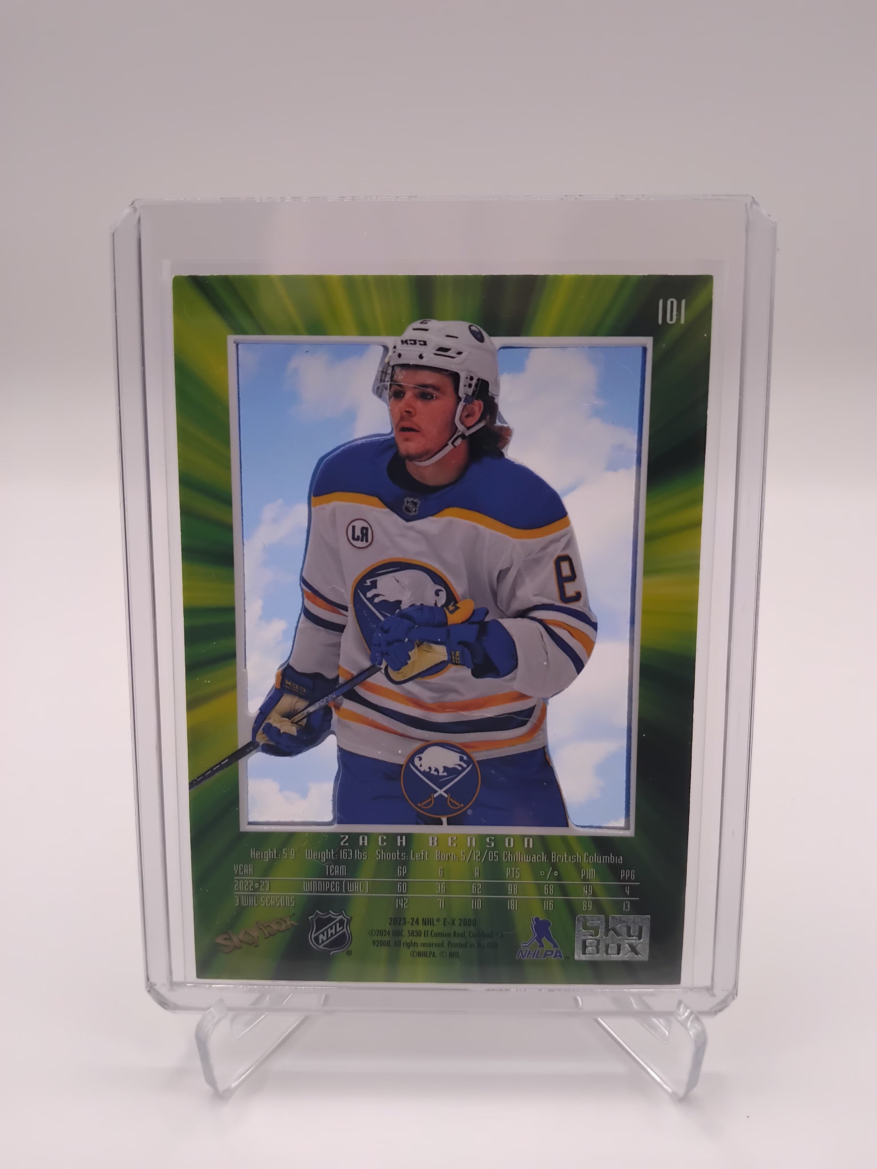 2023-24 Skybox EX-2000 Zach Benson