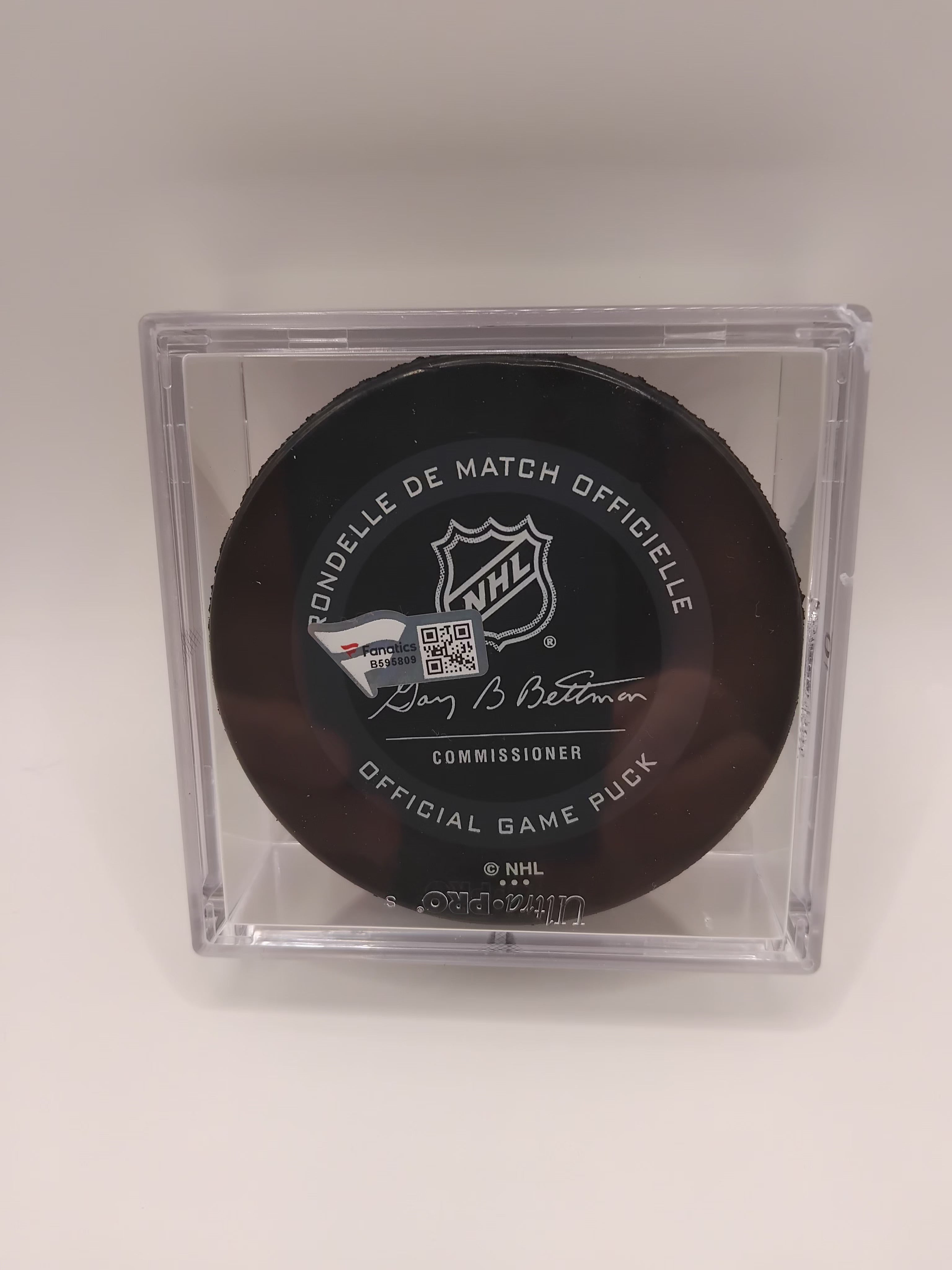 Nikita Kucherov Signed Puck with "19 Hart" Inscription